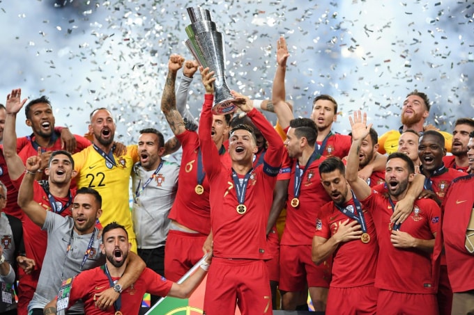 ĐT Bồ Đào Nha cũng thăng tiến trên BXH vì vừa vô địch Nations League. Ảnh: Getty
