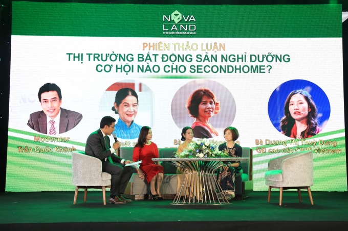 Các chuyên gia thảo luận về cơ hội và pháp lý đầu tư bất động sản nghỉ dưỡng. (Ảnh: Novaland)