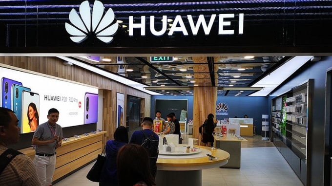 Huawei cam kết hoàn tiền nếu điện thoại không dùng được Facebook, Google,..