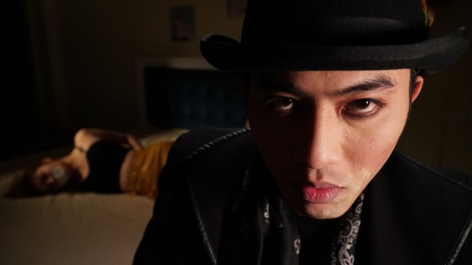 Doãn Quốc Đam trong vai Fedora trong phim 