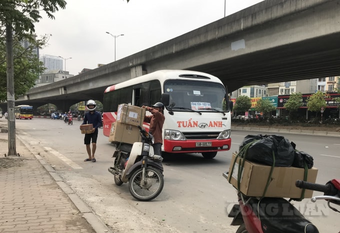 Cần xử lý nghiêm tình trạng xe dù, bến cóc xung quanh khu vực bến xe Mỹ Đình