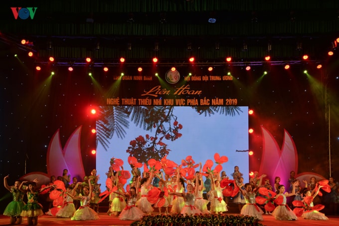 Liên hoan là hoạt động thiết thực kỷ niệm 50 năm thực hiện Di chúc của Chủ tịch Hồ Chí Minh (1969 - 2019), kỷ niệm 60 năm Bác Hồ về thăm Ninh Bình. Ảnh: vov