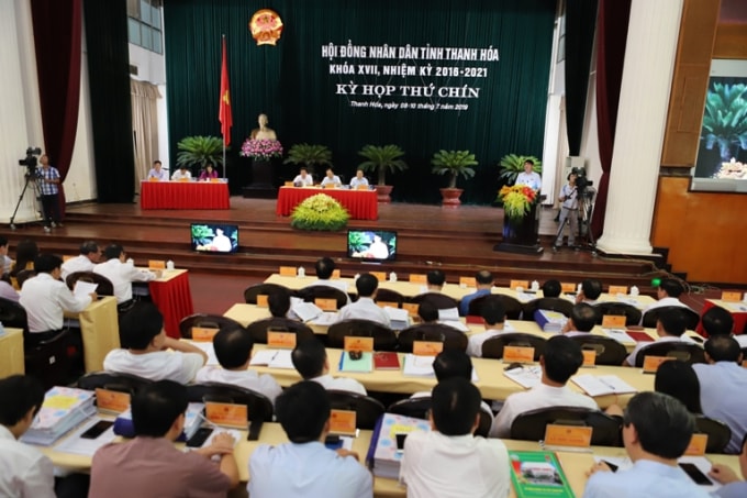 Toàn cảnh phiên thảo luận tại kỳ họp