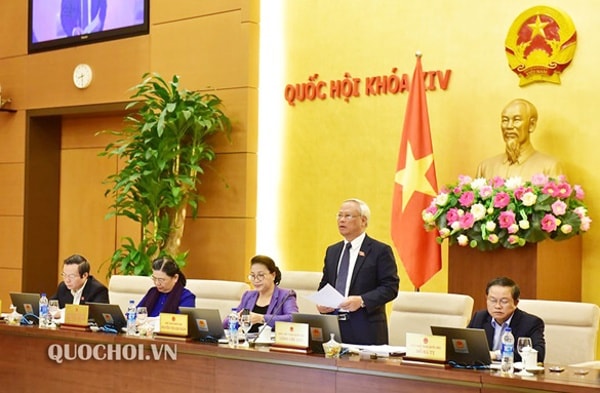 Phiên họp Ủy ban Thường vụ Quốc hội cho ý kiến về dự kiến Chương trình xây dựng luật, pháp lệnh năm 2020 của Quốc hội, tháng 4/2019. Ảnh: quochoi.vn
