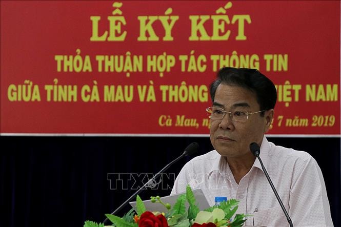 Bí thư Tỉnh ủy Cà Mau Dương Thanh Bình phát biểu tại lễ ký kết. Ảnh: Kim Há/TTXVN