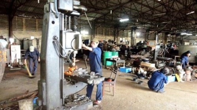 Có thể thấy hoạt động đổi mới công nghệ nâng cao năng suất lao động và chất lượng sản phẩm là nhu cầu cấp thiết của các doanh nghiệp Việt. (Ảnh TL)