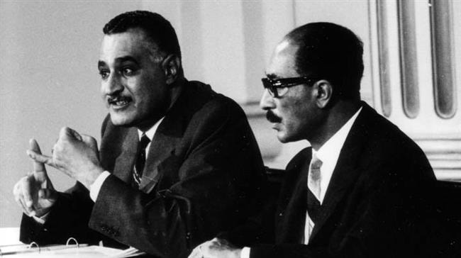 Tổng thống Ai Cập Abdel Gamal Nasser và người kế nhiệm- Tổng thống Anwar Sadat (bên phải). Ảnh: presstv.com