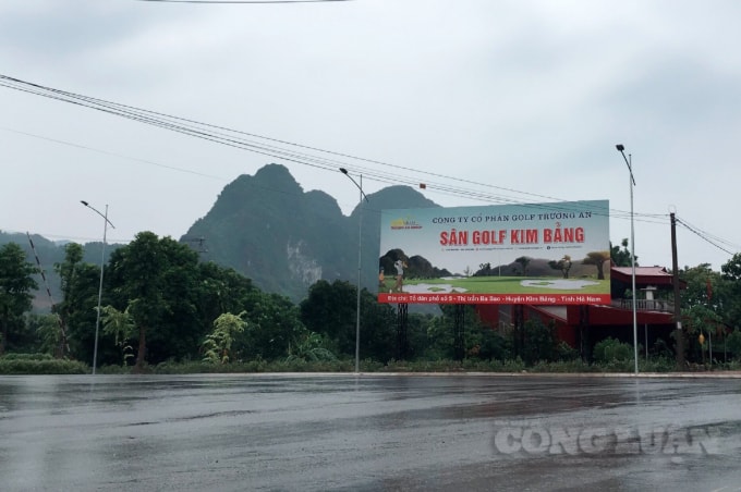 Dự án sân golf Kim Bảng của Công ty Cổ phần Golf Trường An làm chủ đầu tư do ông Trần Văn Dĩnh làm Chủ tịch HĐQT xây dựng không phép. Ảnh: Thu Hằng
