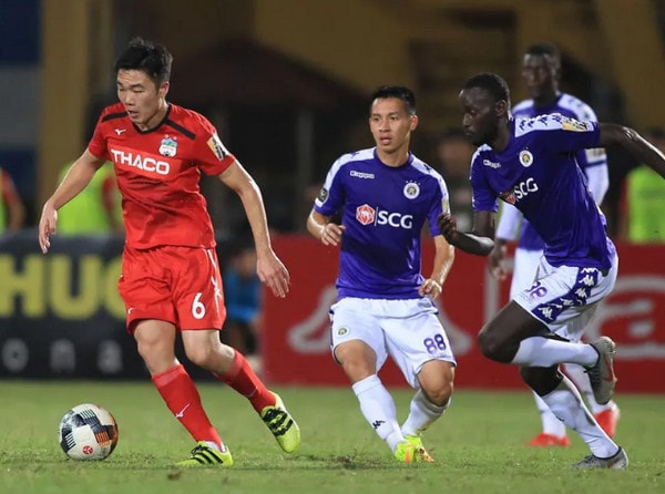 Lịch thi đấu của V.League 2019 sẽ được điều chỉnh để tạo điều kiện tối đa cho các tuyển thủ Quốc gia chuẩn bị cho vòng loại World Cup 2022. Ảnh: VnReview