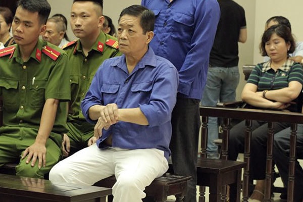 Trùm bảo kê Hưng