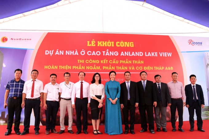Đại diện Lãnh đạo Tập đoàn Nam Cường và Công ty Cổ phần Đầu tư Xây dựng Ricons tại sự kiện.