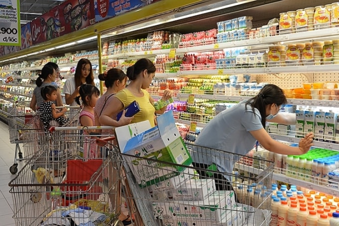 Hội nhập, bên cạnh cơ hội còn là thách thức cho hàng Việt (Ảnh TL)