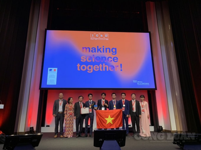 Đội tuyển Việt Nam thi Olympic hóa học quốc tế 2019. Ảnh đội tuyển gửi về.