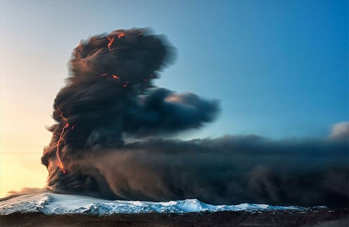 Núi lửa Eyjafjallajokull phun trào năm 2010.