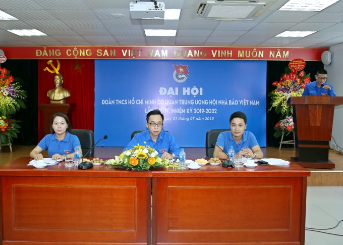 Đoàn Chủ tịch điều hành Đại hội gồm 3 đồng chí. Ảnh: Sơn Hải