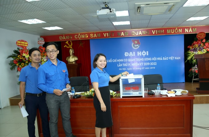 Đại hội đã thực hiện bỏ biếu đúng trình tự và nghiêm túc. Ảnh: Sơn Hải