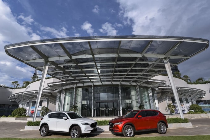Triết lý thiết kế “Car as Art và Less is More” - mỗi chiếc xe là một tác phẩm nghệ thuật.