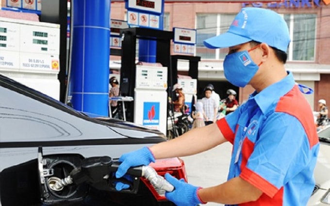 Xăng giảm hơn 300 đồng sau hai lần tăng giá liên tiếp. Ảnh minh họa