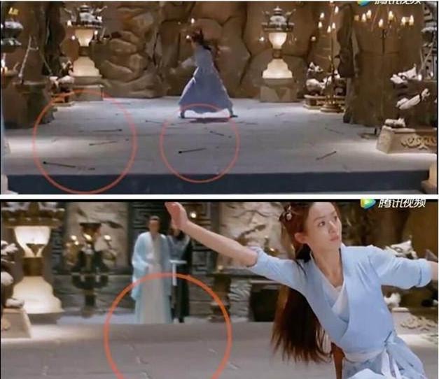 Những chiếc cung tên trên mặt đất biến mất khi camera đổi góc quay.