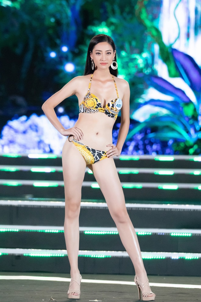 Lương Thùy Linh sở hữu chiều cao ấn tượng 1m77 và số đo 3 vòng gợi cảm 88 - 68 - Ảnh: BTC