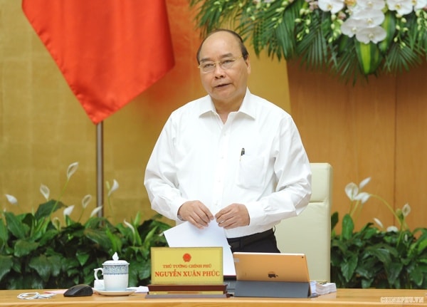 Thủ tướng Nguyễn Xuân Phúc phát biểu tại phiên họp Chính phủ chuyên đề xây dựng pháp luật. Ảnh: VGP
