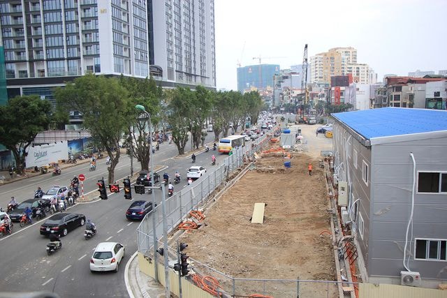 Hiện 4 ga ngầm tuyến đường sắt đô thị Nhổn - Ga Hà Nội vẫn chưa thực hiện xong công tác giải phóng mặt bằng. Ảnh: TL