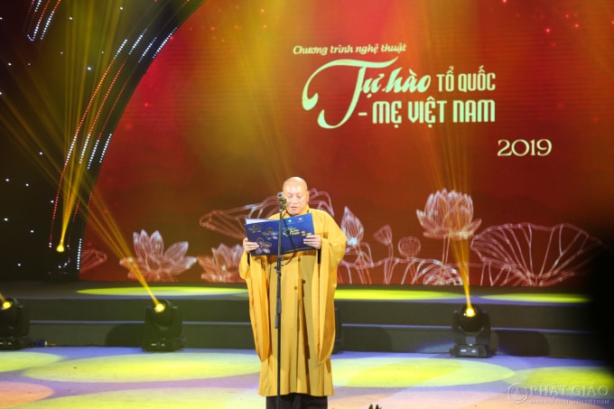 Hòa thượng Thích Gia Quang - Phó Chủ tịch Hội đồng Trị sự, Trưởng Ban Thông tin Truyền thông Trung ương Giáo hội Phật Giáo Việt Nam; Cố vấn chương trình, phát biểu khai mạc. Nguồn: GHPGVN