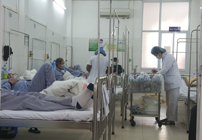 Thời gian qua, tại các tỉnh, thành dịch sốt xuất huyết có diễn biến bất thường, số bệnh nhân nhập viện tăng cao. Ảnh: TL