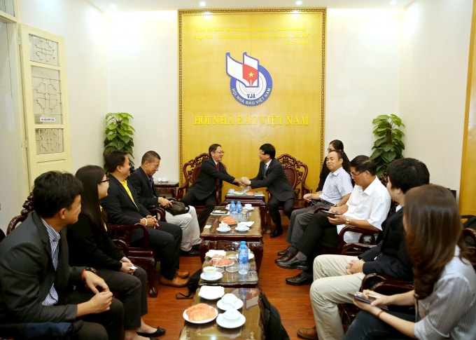 Ông Mongkol Bangprapa, Chủ tịch Liên đoàn báo chí Thái Lan, Chủ tịch Hội Nhà báo Thái Lan khẳng định rằng mối quan hệ giữa Hội Nhà báo Việt Nam và Hội Nhà báo Thái Lan đã từ lâu là mối quan hệ thân thiết và đoàn kết và gắn bó. Ảnh: Sơn Hải