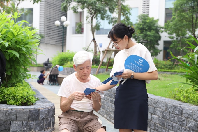 Nâng cao ý thức “Phòng bệnh hơn chữa bệnh” trong cộng đồng là mục tiêu mà Bệnh viện Phương Đông nhắm tới trong chiến dịch khám bệnh miễn phí của mình.