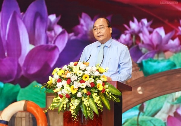 Thủ tướng Nguyễn Xuân Phúc phát biểu tại cuộc giao lưu. Ảnh: VGP