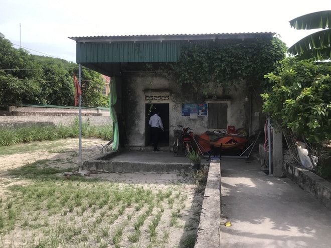 Ngôi nhà nhỏ đang dần xuống cấp của hai mẹ con Ngọc có hoàn cảnh rất khó khăn