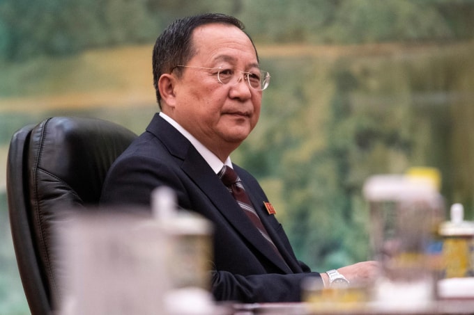 Ngoại trưởng Triều Tiên Ri Yong Ho. Ảnh: Reuters