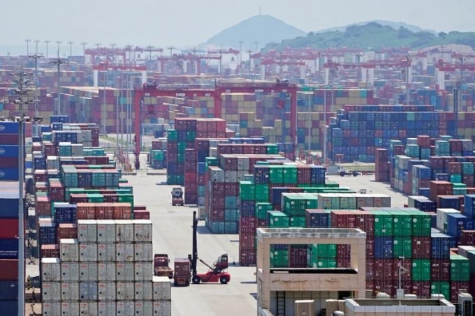 Hình ảnh tại một bến cảng Trung Quốc. Ảnh: Reuters