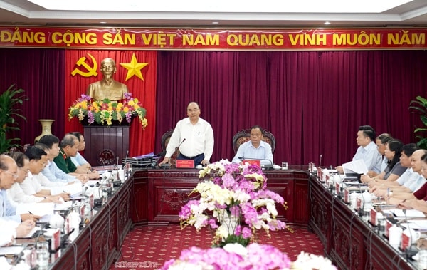 Thủ tướng làm việc với lãnh đạo chủ chốt tỉnh Bắc Kạn. Ảnh VGP