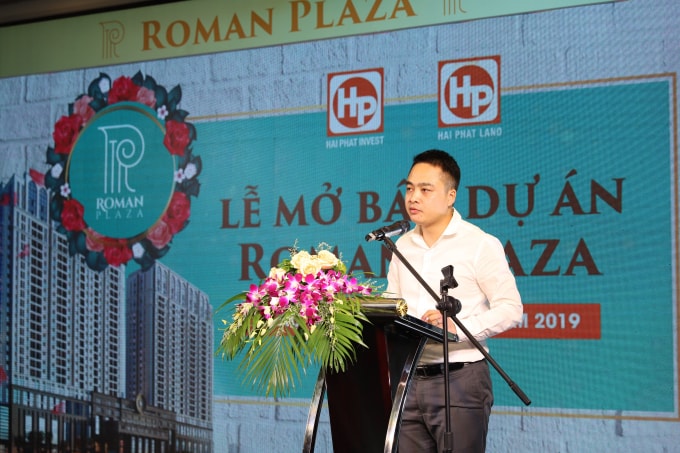 Đại diện Chủ đầu tư, Ông Đinh Thế Quỳnh – Phó TGĐ Hải Phát Invest lên phát biểu tại lễ mở bán.