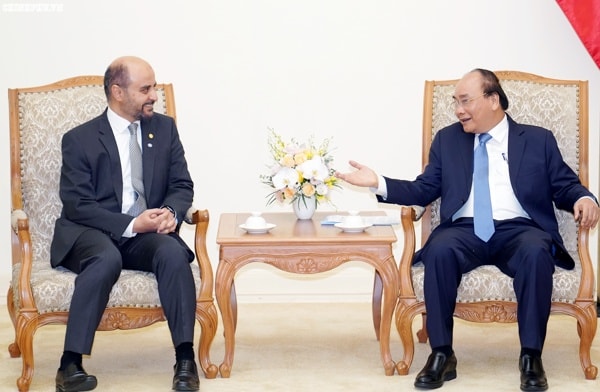Thủ tướng Nguyễn Xuân Phúc tiếp Tổng Giám đốc Quỹ OFID, ông Abdullhamid Alkhalifa. Ảnh: VGP