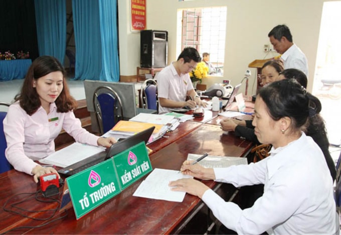 Các đối tượng chính sách được tiếp cận vốn vay ngân hàng chính sách xã hộiphát triển sản xuất, kinh doanh, ổn định đời sống