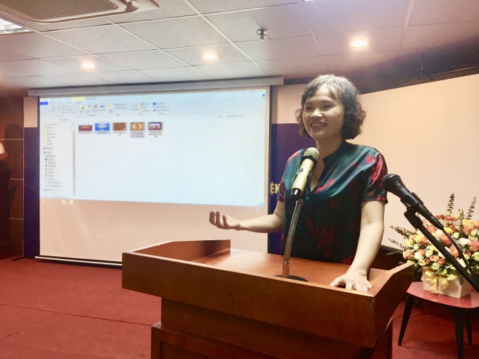 Đồng chí Trần Kim Hoa, Giám đốc Bảo tàng Báo chí Việt Nam phát biểu tại Lễ trao tặng hiện vật. Ảnh: Hoàng Huy