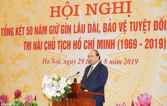 Thủ tướng Nguyễn Xuân Phúc phát biểu tại Hội nghị. Ảnh: VGP