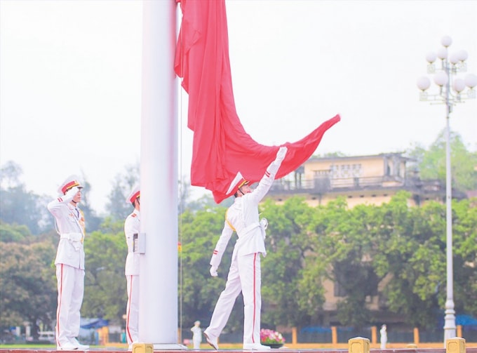 Lễ Thượng cờ tại Quảng trường Ba Đình. Ảnh: Tô Thế