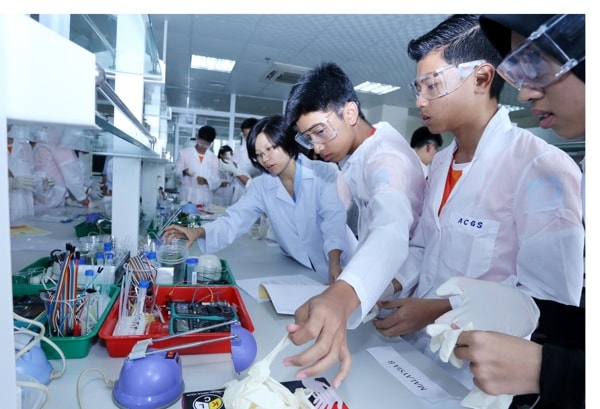 Học sinh, sinh viên tham gia Hội trại khoa học Odyssey ASEAN+3 do Bộ Khoa học và Công nghệ Việt Nam phối hợp với Chương trình Trung tâm ASEAN+3 về tài năng khoa học (ACGS) tổ chức. Ảnh: CESTC
