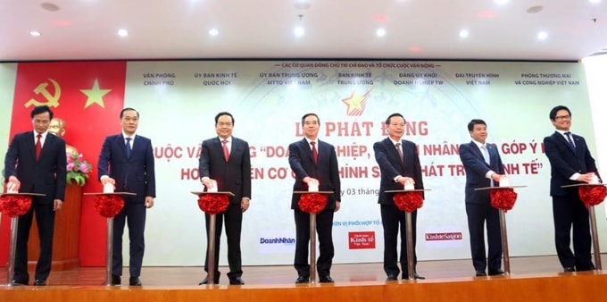 Lễ phát động Cuộc vận động: Doanh nghiệp, doanh nhân đóng góp ý kiến hoàn thiện cơ chế, chính sách phát triển kinh tế. Ảnh: TTXVN