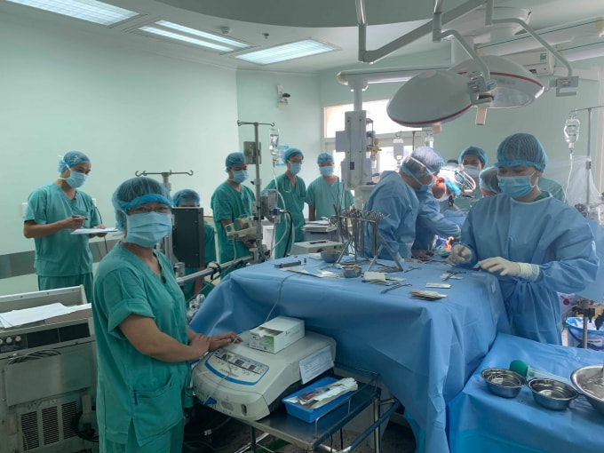 E kíp ghép tạng của BV TW Huế.