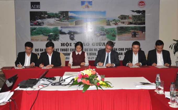 Hội thảo giữa kỳ dự án hỗ trợ kỹ thuật dự án hạ tầng cơ bản cho phát triển toàn diện Quảng Trị-Quảng Bình-Hà Tỉnh-Nghệ An.