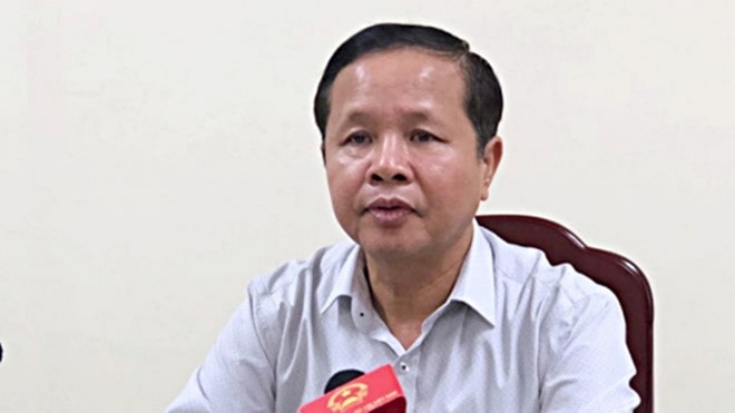 Giám đốc Sở Giáo dục - Đào tạo Hòa Bình Bùi Trọng Đắc đang bị đề nghị cách chức do để xảy ra bê bối gian lận thi cử tại tỉnh. Ảnh: Thanhnien