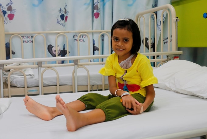 Bệnh nhi người Ê Đê tươi vui, khỏe mạnh sau ca phẫu thuật tại Bệnh viện FV.