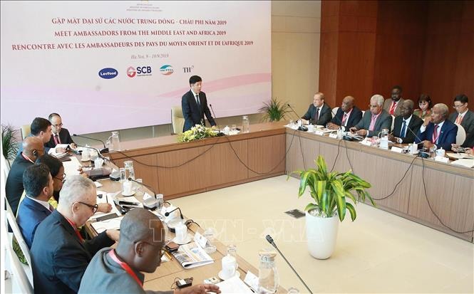 Gặp mặt Đại sứ các nước Trung Đông – châu Phi năm 2019 tại Bộ Ngoại giao. Ảnh: TTXVN