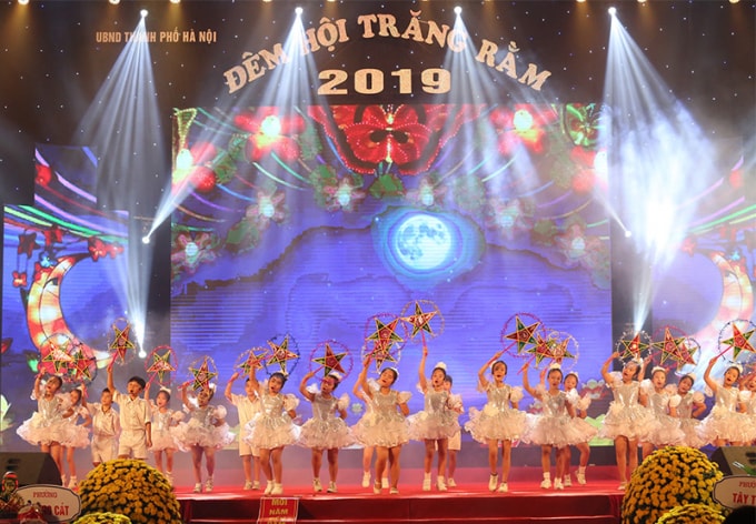 Tiết mục văn nghệ chào mừng