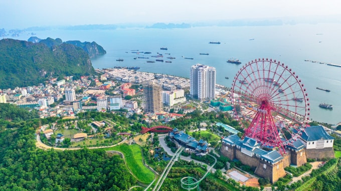 Các hệ sinh thái du lịch đáp ứng mọi nhu cầu của khách du lịch chính là xu thế của tương lai. (Ảnh: Tổ hợp Sun World Halong Complex)